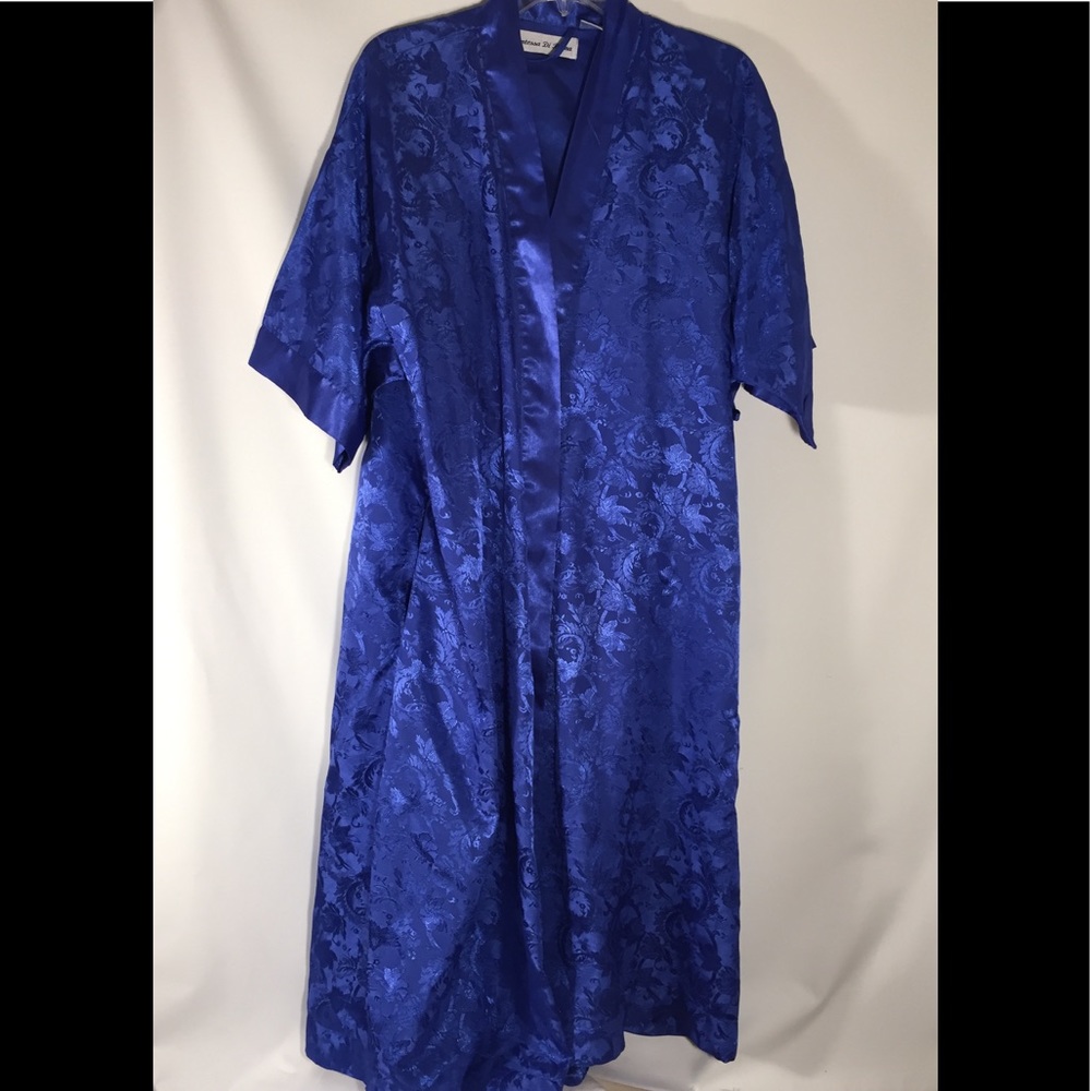 Contessa Di Roma Robe and Gown Set